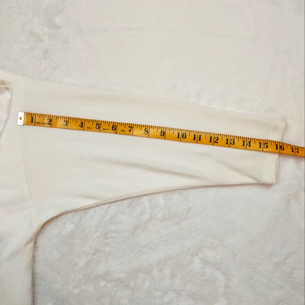 Love + Lace Cream Eiffel Tower & Lady Winter Scene Ruffle Detail Sweatshirt 3X - Picture 7 of 11